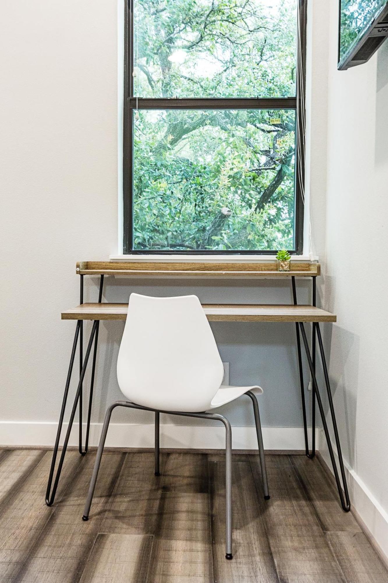Montrose Guesthouse Suites By Dunyha Houston Zewnętrze zdjęcie