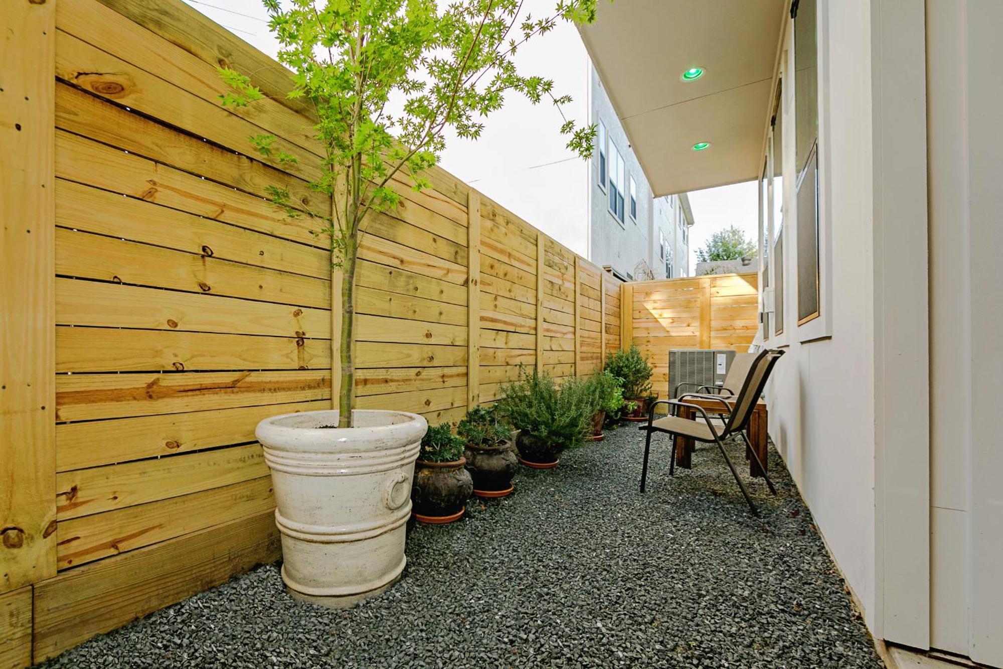 Montrose Guesthouse Suites By Dunyha Houston Zewnętrze zdjęcie